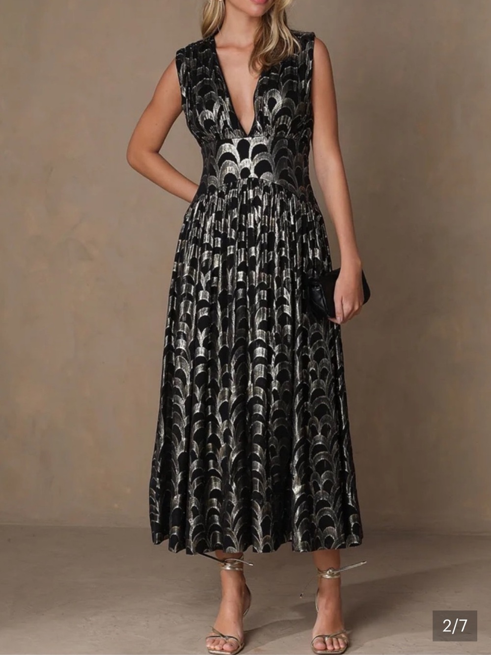 Banana Republic Black & Silver V-Neck Cocktail Wedding Dress